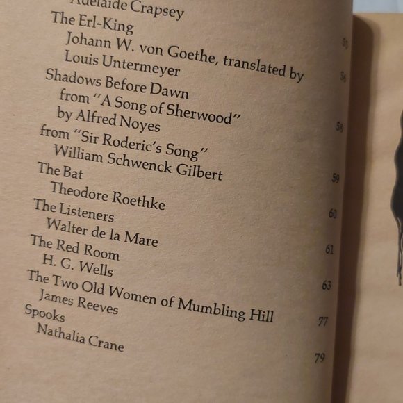 Haunted House and other spooky poems and tales - Picture 6 of 7